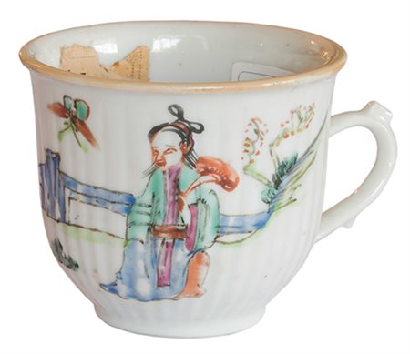 Manifattura cinese Tazzina in porcellana cinese, dipinta a mano Porcellana...