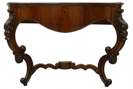 Manifattura siciliana, metà del XIX secolo Consolle Legno di noce intagliato...