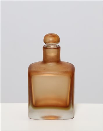 VENINI PAOLO (1895 - 1959) Bottiglia. -. Cm 10,00 x 18,00 x 8,00. Bottiglia...