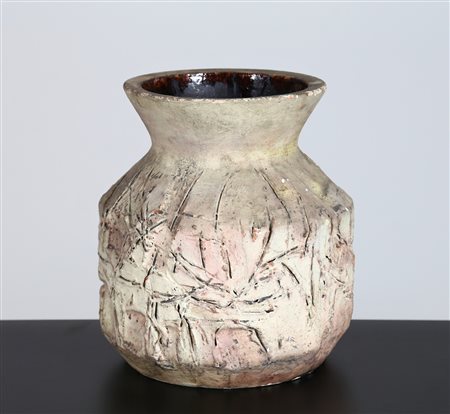 FRANCO MENEGUZZO & BRUNO DANESE Importante vaso-scultura ad intaglio...