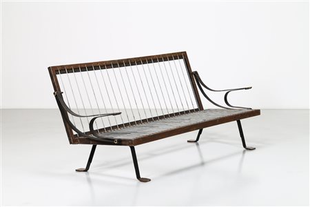 GARDELLA IGNAZIO (1905 - 1999) Divano Digamma. . Cm 197,00 x 82,00 x 83,00....