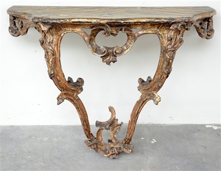 Console a mensola a goccia in legno intagliato e dorato a mecca a volute e...