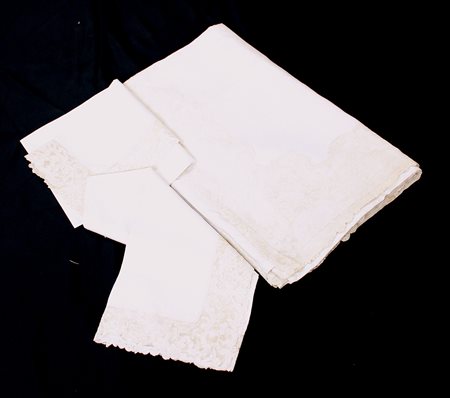 Lenzuolo matrimoniale in lino, decoarto con pizzo al tombolo di Bruxelles,...