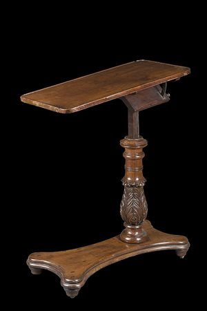 Vassoio da camera in mogano con piano regolabile in altezza e reclinabile....