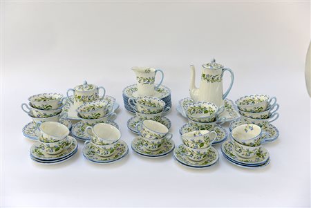 Manifattura Shelley. Parte di servizio da tè e caffè in porcellana decorato...