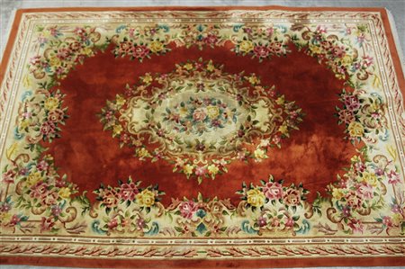 Tappeto Cina fondo arancione decorato a motivi floreali (cm 309x208)