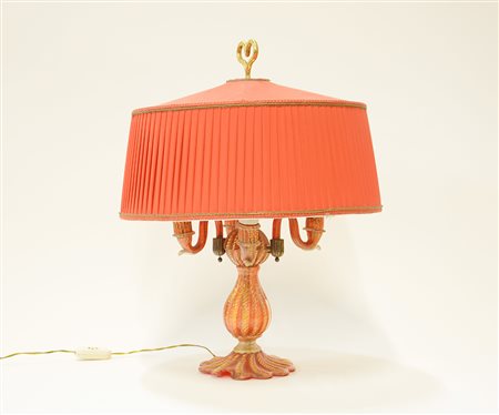 Manifattura di Murano. Lampada da tavolo a quattro luci a forma di...