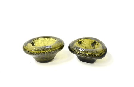 Manifattura di Murano.Lotto di due centrotavola in vetro sommerso pagliesco...