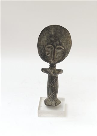 Arte africana, "Bambolina" scultura in legno con base in plexiglass (h cm 30)...