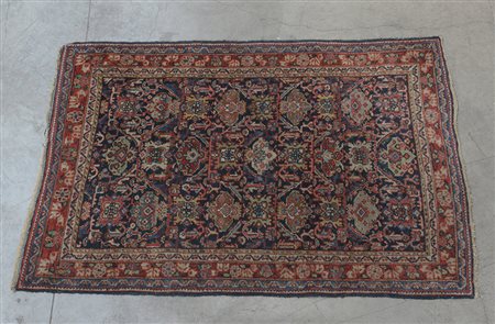 Tappeto Mahal, Persia inizio secolo XX. Disegno a piccoli medaglioni sparsi...