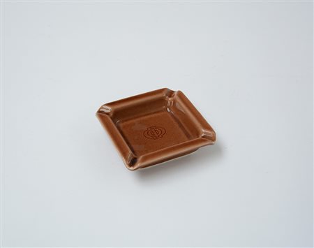 Portacenere in ceramica marrone