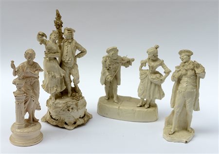 Manifatture diverse del secolo XIX / XX. Gruppo di quattro statuette in...