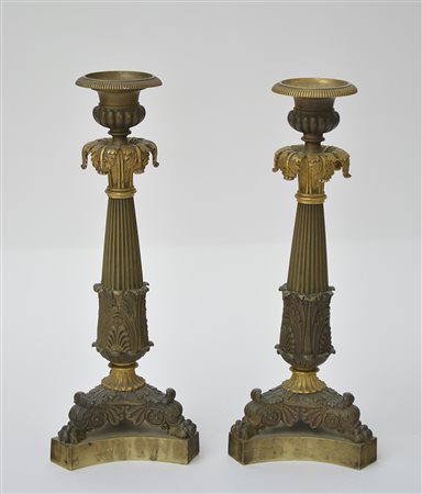 Coppia di candelieri Carlo X in bronzo (h. cm 28)