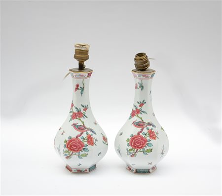 Manifattura francese Limoges, coppia di lampade da tavolo in porcellana...