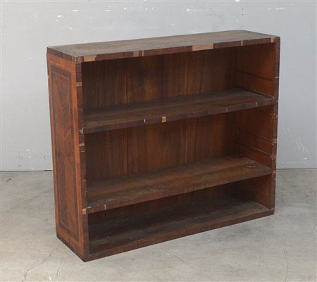 Libreria d'appoggio con fianchi filettati e lastronati in legno cari a motivi...