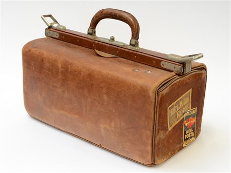 Valigia in pelle da medico (difetti)