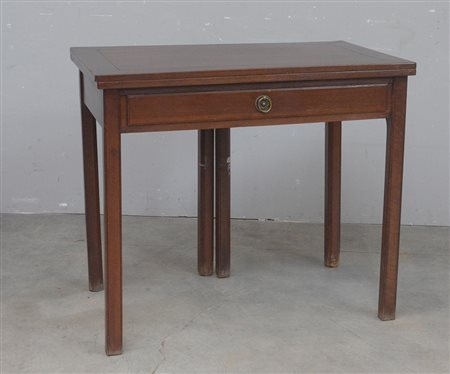 Tavolo a libro ad un cassetto nella fascia e gambe squadrate (cm 90x78x54)...