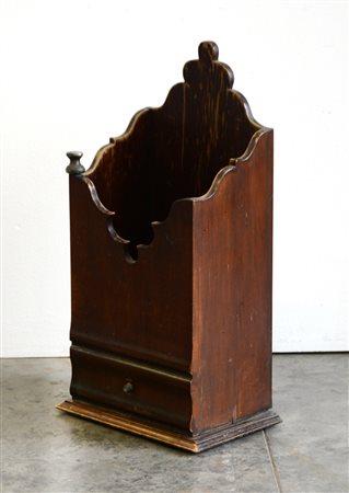 Portaombrelli in legno completo di vasca in metallo (difetti e mancanze)