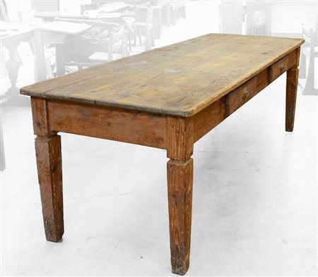 Tavolo rettangolare rustico in legno dolce a quattro cassetti, gambe...