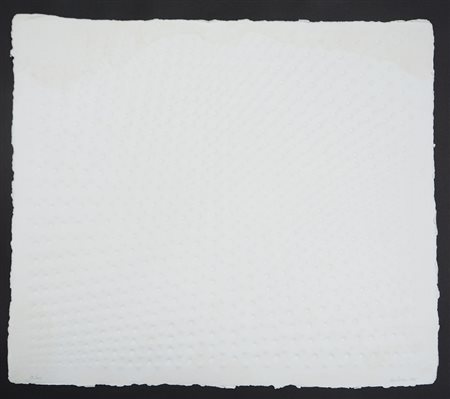 Enrico Castellani (Castelmassa 1930 - Celleno 2017)"Senza titolo" 1985,...