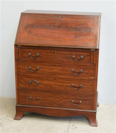 Ribaltina inglese con fronte a quattro cassetti filettati, piano celante...