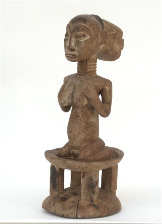 Arte africana, scultura in legno raffigurante personaggio femminile...