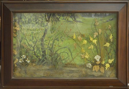 Diorama della fine del secolo XIX decorato con foglie e fiori in un...