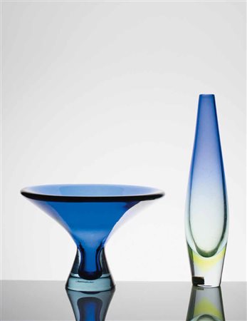 CENEDESE Vaso in vetro sommerso nei toni del blu, anni ‘60. altezza: cm 21,5,...