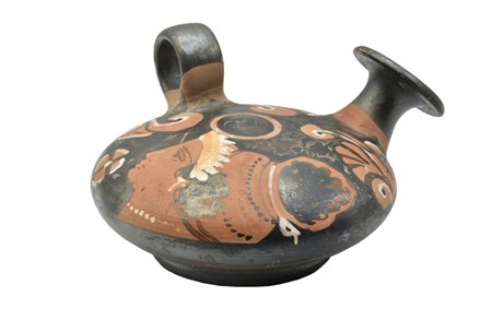 GUTTUS APULO A FIGURE ROSSE DATAZIONE: ultimo quarto del IV sec. a. C MATERIA...