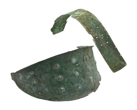 CINTURONE A LOSANGA DATAZIONE: metà VIII sec. a.C. MATERIA E TECNICA: bronzo...