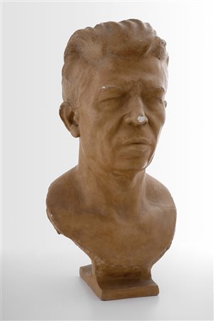 FRANCESCO COCCIA Busto di Drei, 1947 Scultura in gesso, 52 x 26 cm Firma...