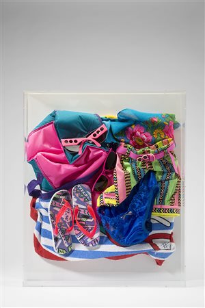 Gérard Deschamps (Lione 1937)"Locke Look" 1988accumulazione di vestiti e...