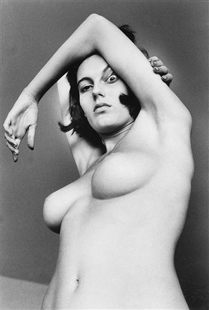 Helmut Newton (1920 - 2004)Arielle, Montecarlo 1982Stampa fotografica vintage...