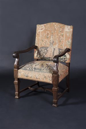 POLTRONA, Poltrona con braccioli in palissandro, presenza di filettature ad...