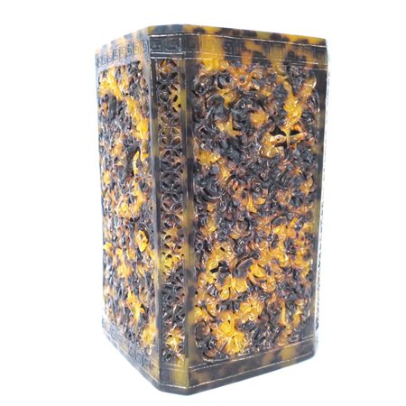 VASO, Vaso in tartaruga scantonato, importante intervento d'intaglio a tutto...