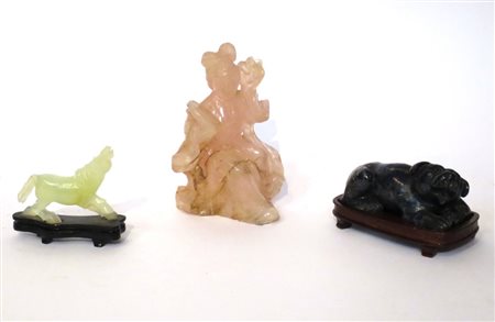 SCULTURE, Sculture di guainin in quarzo rosa, cavallo in giadaite, cane in...
