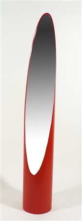 Chabrieres & Co: specchio da terra rosso modello Lipstick, disegno di R....