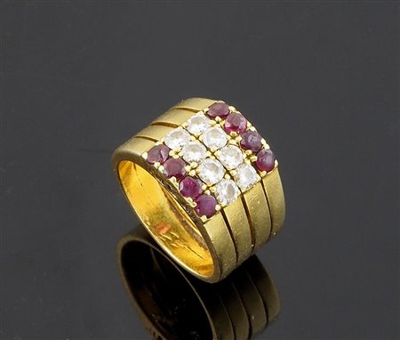 Anello in oro giallo con 2 fili di diamanti taglio brillante per 0,50 circa...