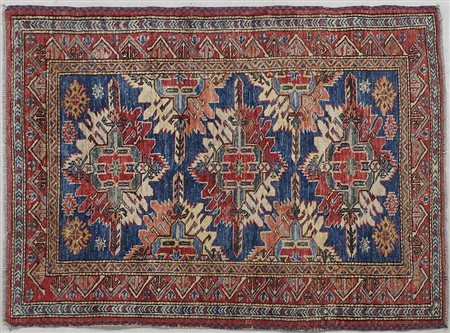 Tappeto Kazak, cm. 100x137.
