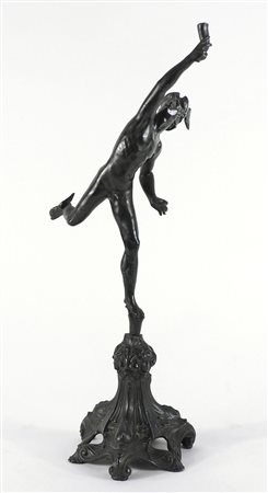 Scultura in bronzo a patina scura raffigurante Mercurio. H. cm. 50. (mancanza).