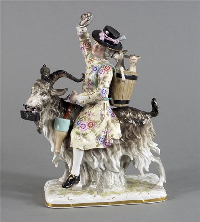 Meissen Spade: scultura in porcellana policroma raffigurante figura a...