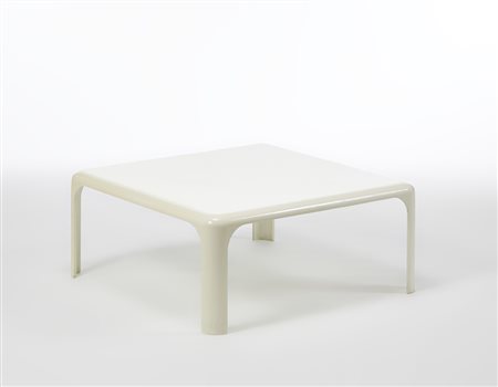 Vico Magistretti (Milano 1920 - Milano 2006)Tavolo basso modello "Demetrio...