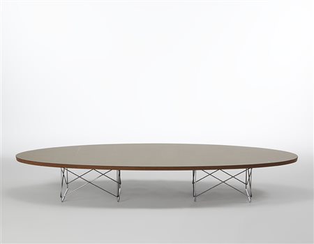 Charles Eames (1907-1978) e Ray Eames (1912-1988) Tavolino da salotto modello...