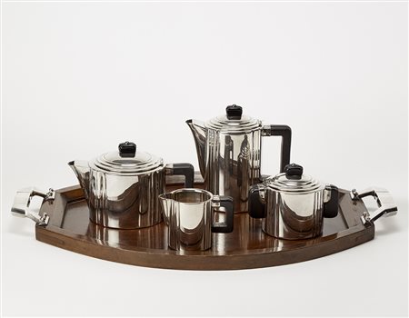 Servizio da té in argento di gusto Déco con prese e manici in bachelite,...