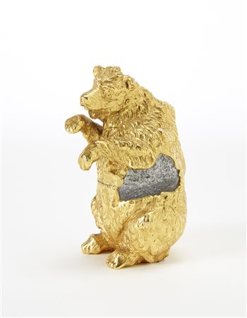 Gabriella Crespi (Milano 1922 - Milano 2017)"Orso"Scultura a cera persa in...