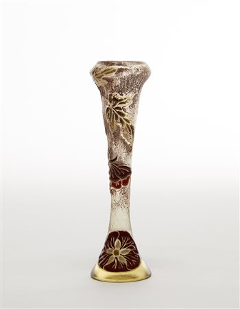 Emile Gallé (Nancy 1846 - Nancy 1904)Vasetto in vetro trasparente giallino...