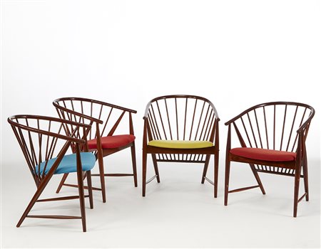 Sonna Rosén Quattro sedie. Produzione Nassjo Stolfabric, Svezia, 1950-1959....