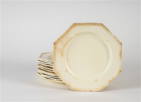 MANIFATTURA VENETA DEL XIX SECOLO Gruppo di piatti ottagonali in terraglia,...