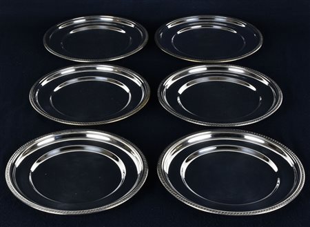 LOTTO COMPOSTO DA 6 SOTTOPIATTI IN ARGENTO diam cm 20 peso totale gr 1272 A...