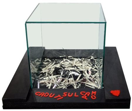 UGO CARREGA Pegli 1935 Caduti su campo 2009 Legno, applicazioni, vetro,...